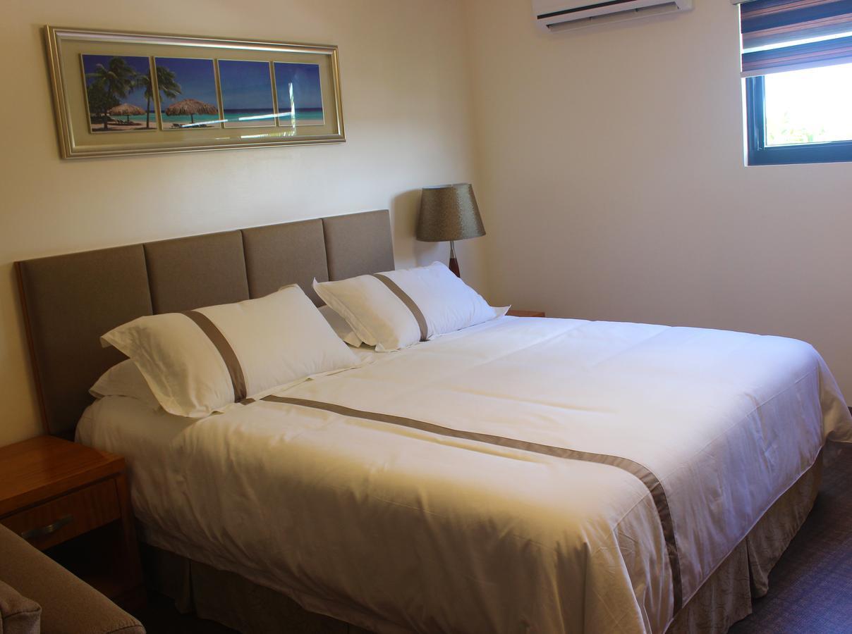 Saipan Beach Hotel ภายนอก รูปภาพ