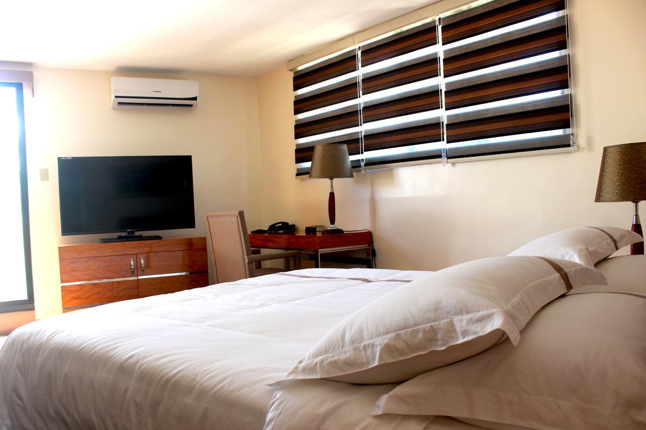 Saipan Beach Hotel ภายนอก รูปภาพ