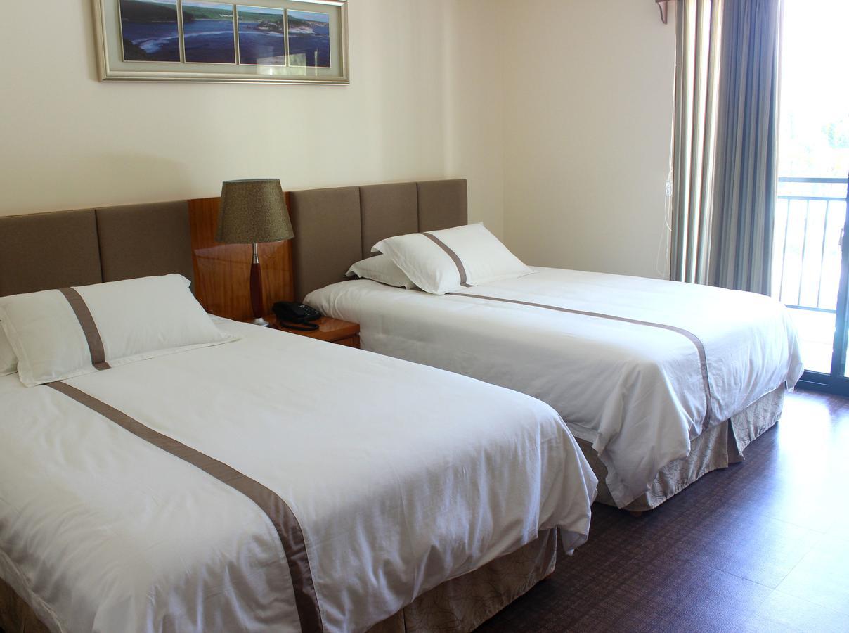 Saipan Beach Hotel ภายนอก รูปภาพ
