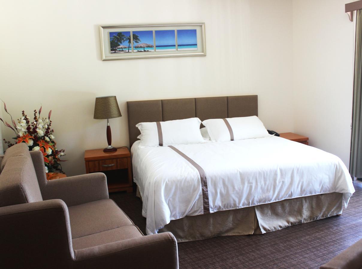 Saipan Beach Hotel ภายนอก รูปภาพ