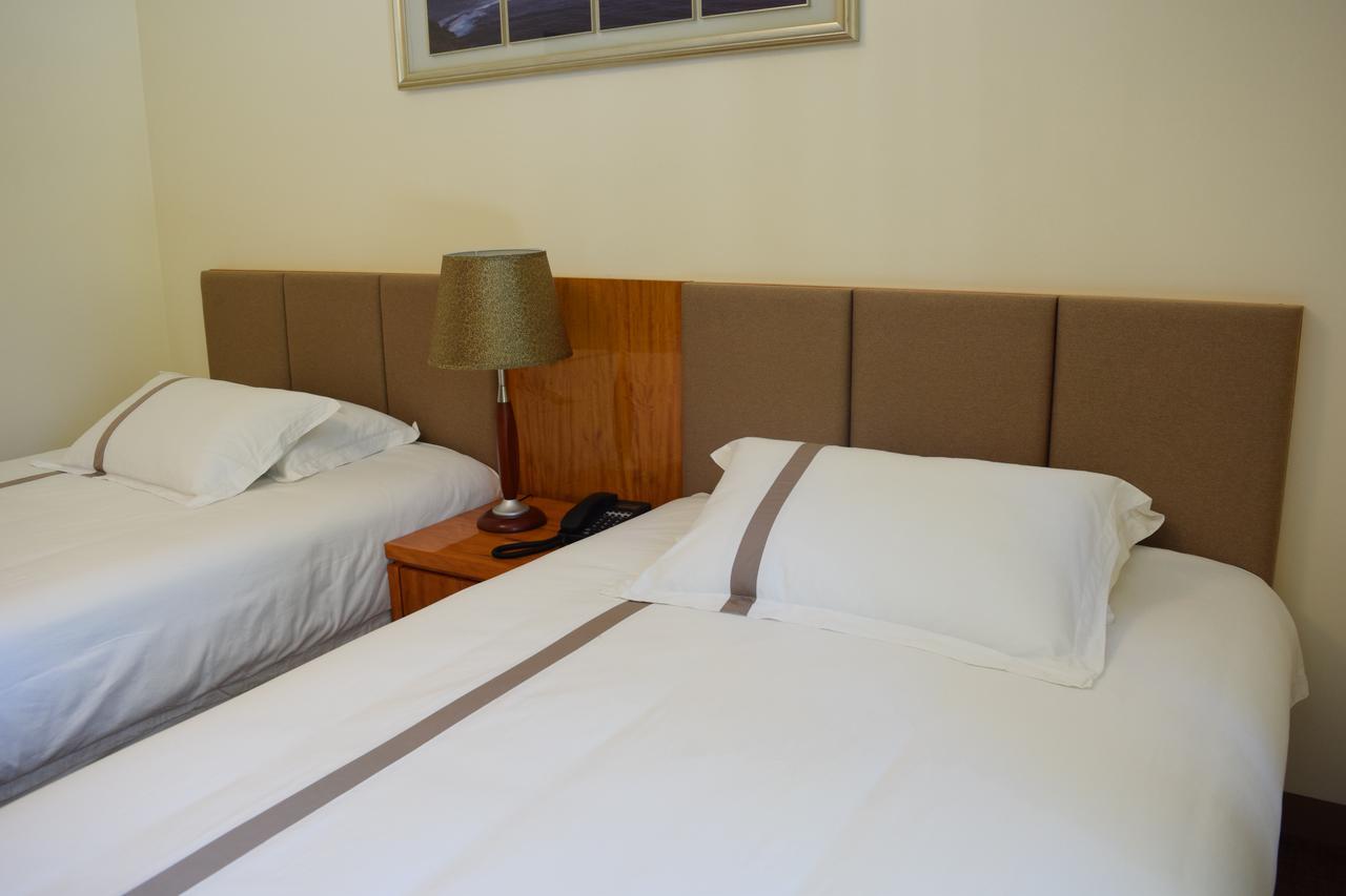 Saipan Beach Hotel ภายนอก รูปภาพ
