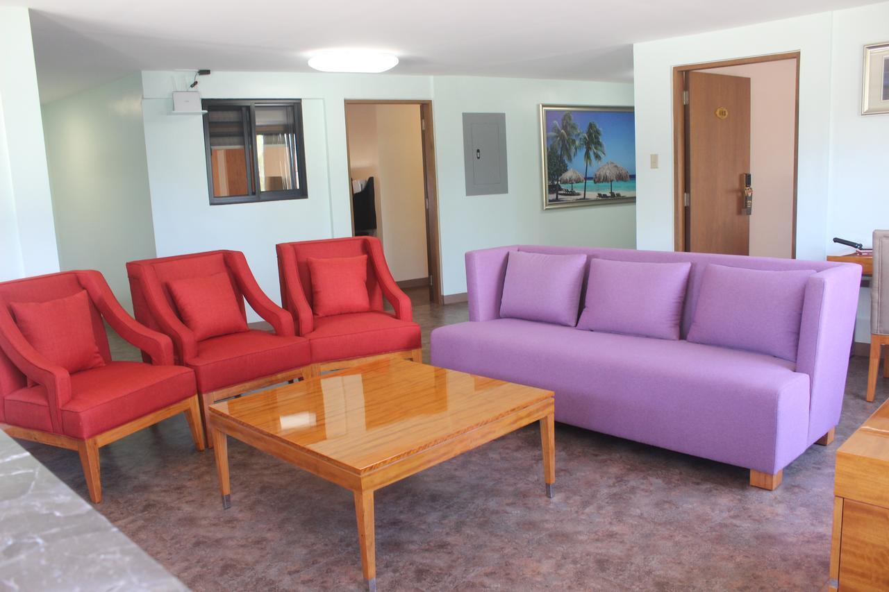 Saipan Beach Hotel ภายนอก รูปภาพ