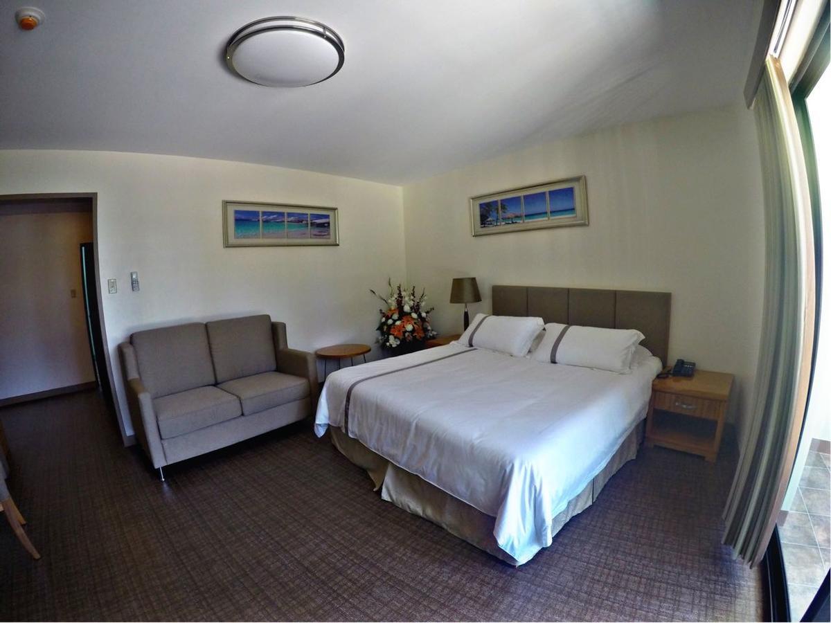Saipan Beach Hotel ภายนอก รูปภาพ